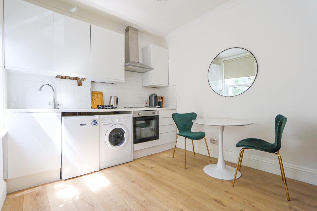 Stylish One Bedroom Apartment In Greater Λονδίνο Εξωτερικό φωτογραφία